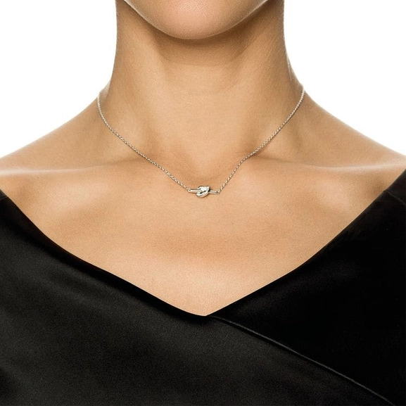 Love Knot & Stars Necklace White Gold - Efva Attling - Suuri valikoima & ilmainen lahjapaketointi - Nordicspectra.fi