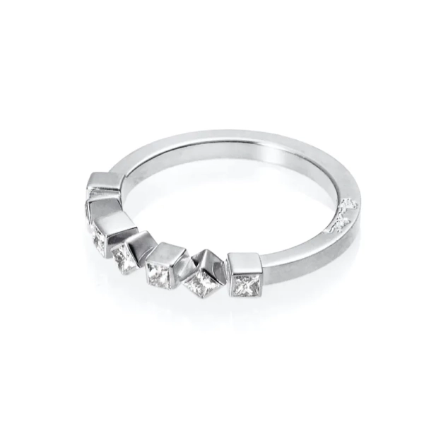 Love Dice & Stars Ring White Gold - Efva Attling - Vigsel- & Förlovningsringar - Nordic Spectra