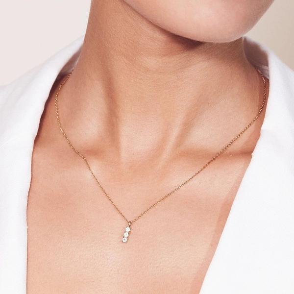 Bar Sparkle Necklace Gold - Edblad - Snabb frakt & paketinslagning - Nordicspectra.se