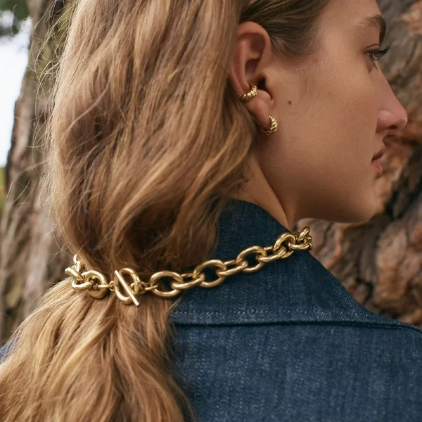 Linea Earcuff Gold - Edblad - Snabb frakt & paketinslagning - Nordic Spectra