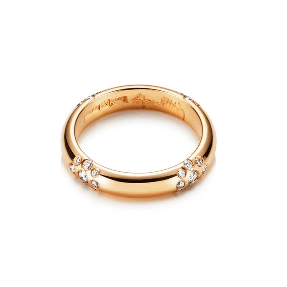 Sweet Hearts Ring Gold - Efva Attling ringar - Snabb frakt & paketinslagning - Nordicspectra.se