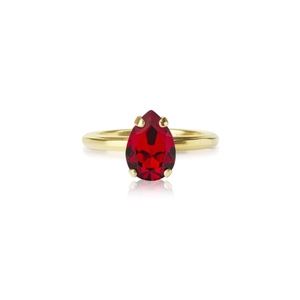 Petite Drop Ring Gold Light Siam 227 - Caroline Svedbom - Nopea toimitus ja lahjapakkaus