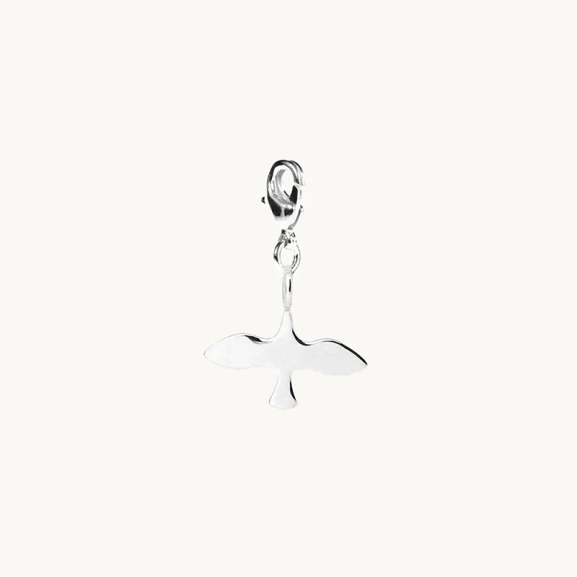 Mini Dove Charm Silver - Emma Israelsson - Snabb frakt & paketinslagning - Nordic Spectra