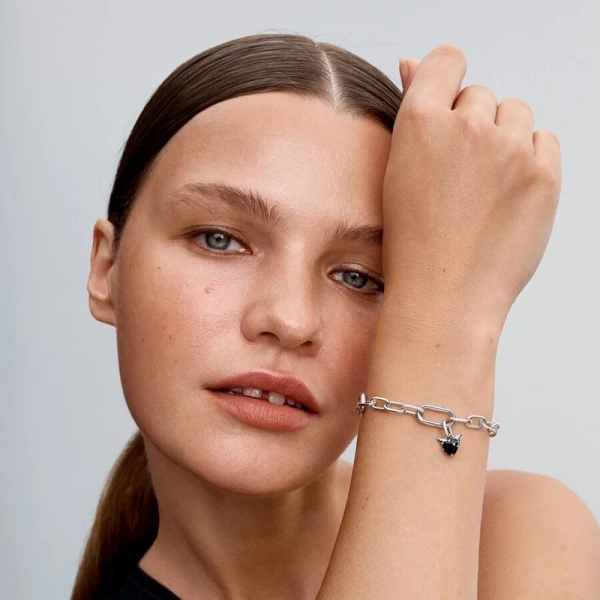 793626C01-pandora-hjarta-berlock-2