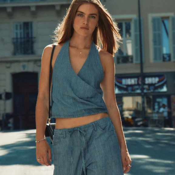 Halsband i 14K guldplätering med tunn kedja och stor