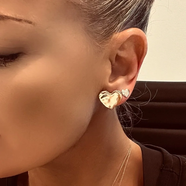 ear195-heart-earrings-5