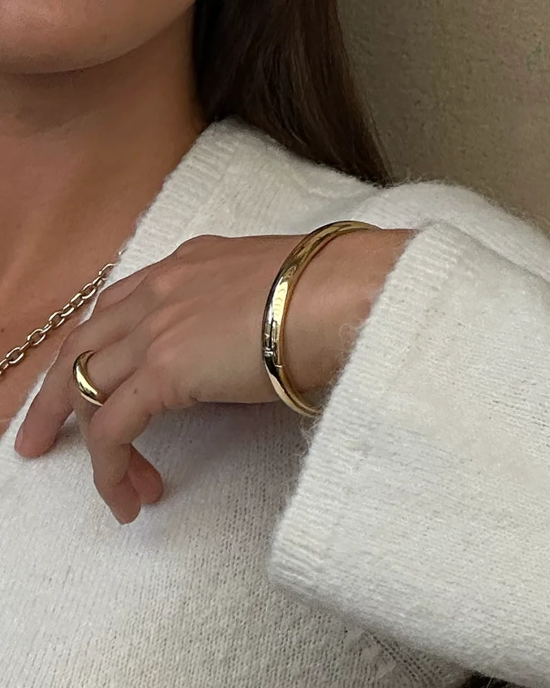 SIA Bangle Guld - Astrid & Agnes - Nordic Spectra