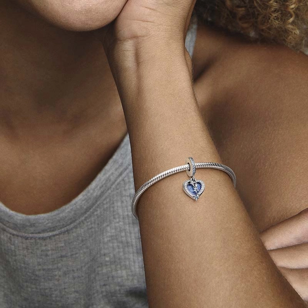Celestial Shooting Star Heart Double Dangle Charm - PANDORA - Snabb frakt & paketinslagning - Nordicspectra.se