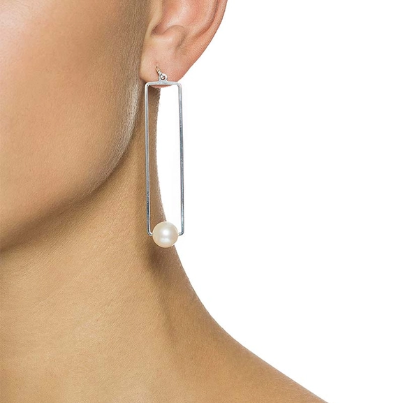 Pop Earrings - Efva Attling örhängen - Snabb frakt & paketinslagning - Nordicspectra.se