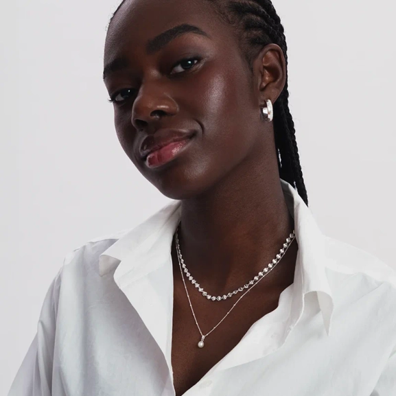Treasure Single Pearl Necklace Silver - Syster P - Snabb leverans & Gratis paketinslagning - Nordic Spectra