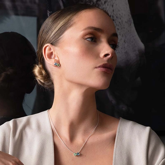 The Sea & I Ear Green Sapphire/Topaz - Efva Attling - Skandinaviska Designsmycken - Nordic Spectra