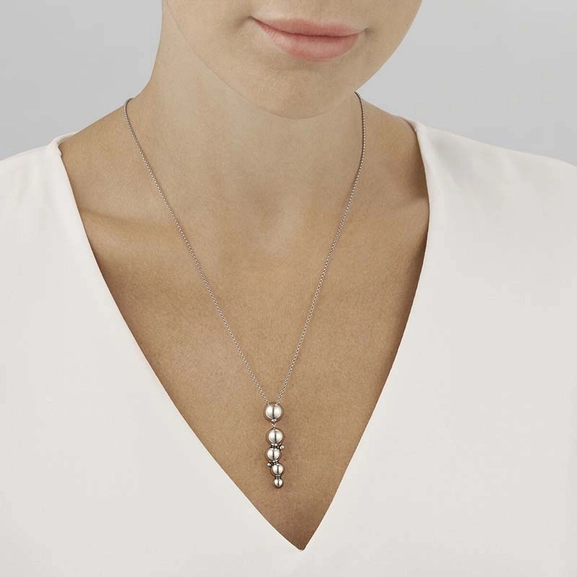 Moonlight Grapes Långt Hängsmycke Silver - Georg Jensen örhängen - Snabb frakt & paketinslagning - Nordicspectra.se