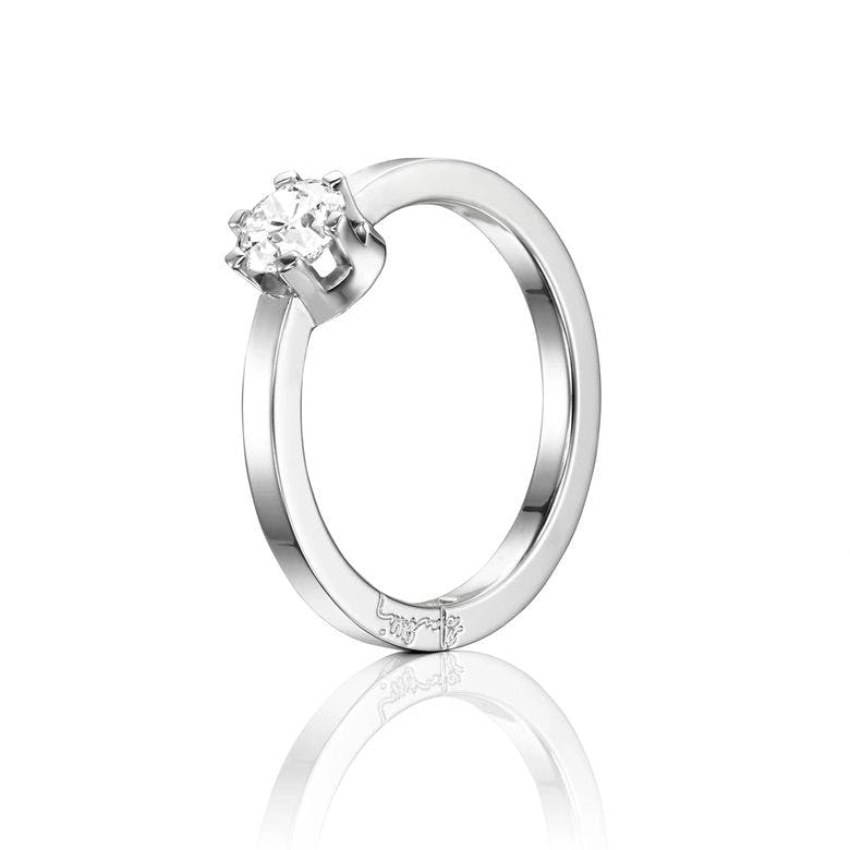 Efva Attling - Crown Wedding Ring 0.50 ct White Gold