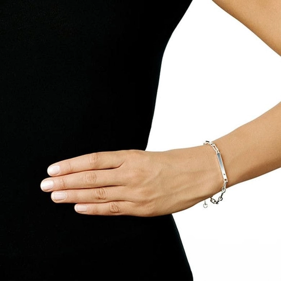 Thin Silver Brace - Efva Attling armband - Snabb frakt & paketinslagning - Nordicspectra.se