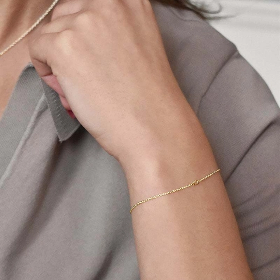 Women Unite Drop Bracelet Gold - Drakenberg Sjölin Armband - Snabb frakt & paketinslagning - Nordicspectra.se
