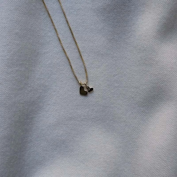 Love Pendant Necklace Gold -CU Jewellery - Snabb frakt & paketinslagning - Nordicspectra.se