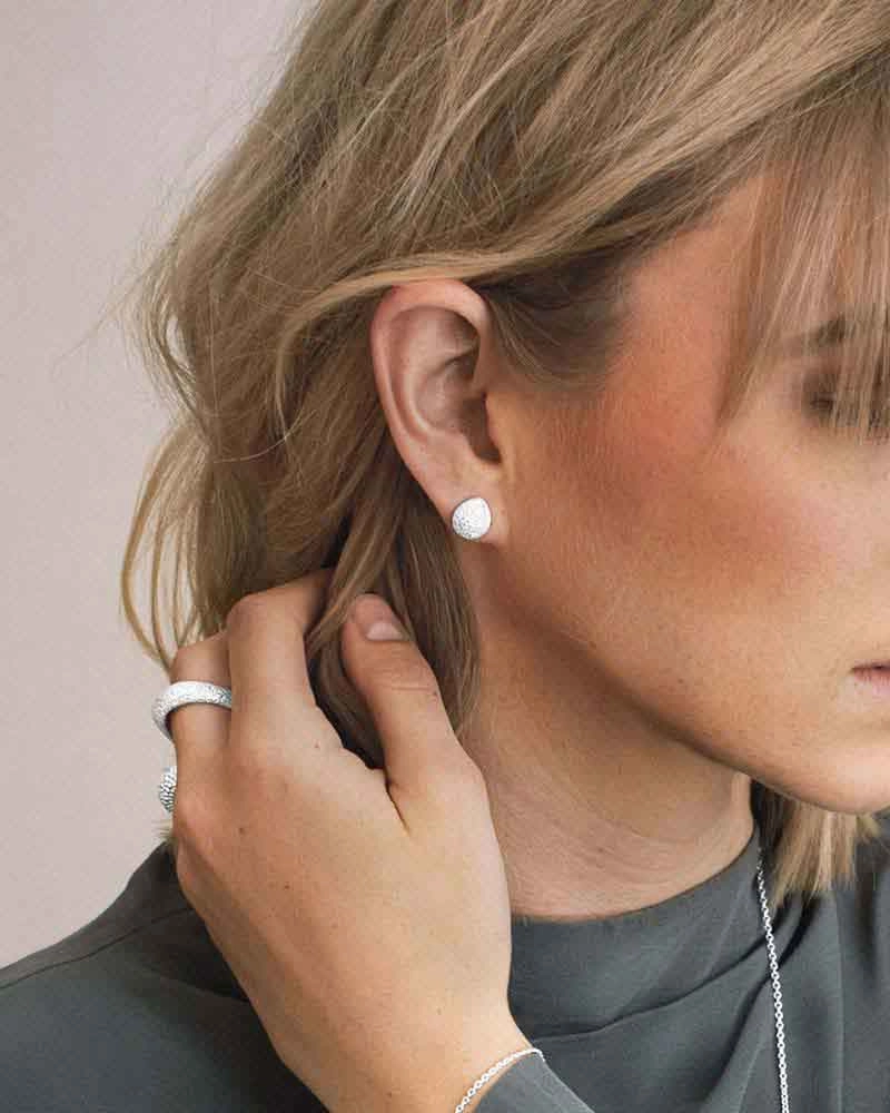 Stardust Shine Studs Drakenberg Sjölin, Schneller Versand - Nordicspectra.de