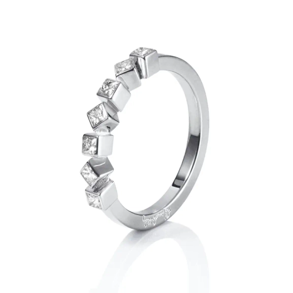 Love Dice & Stars Ring White Gold - Efva Attling - Vigsel- & Förlovningsringar - Nordic Spectra