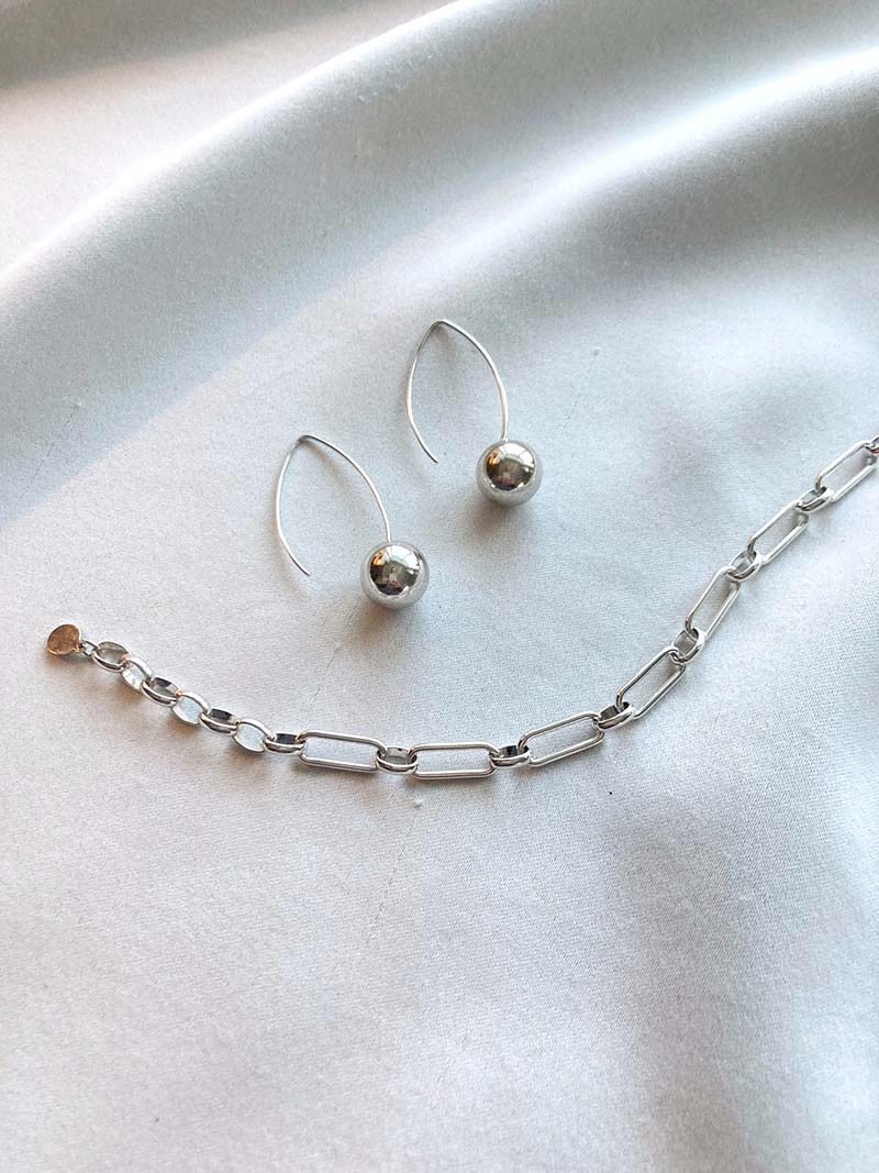 Globe Clip Bracelet Silver -CU Jewellery - Snabb frakt & paketinslagning - Nordicspectra.se