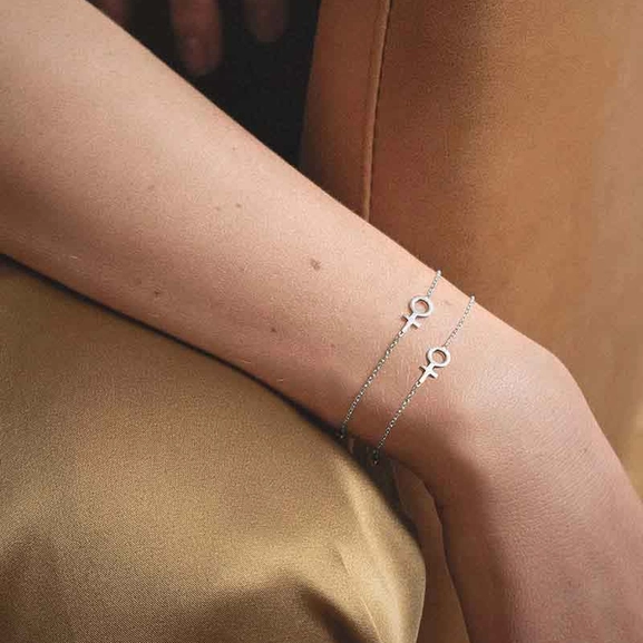 Women Unite Small Bracelet - Drakenberg Sjölin Armband - Snabb frakt & paketinslagning - Nordicspectra.se