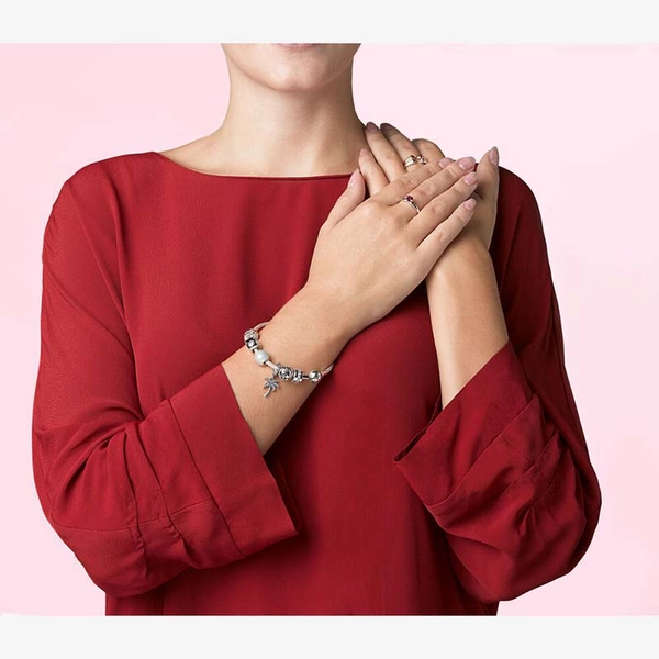 Moments Ormkedjearmband - PANDORA - Snabb frakt & paketinslagning - Nordicspectra.se