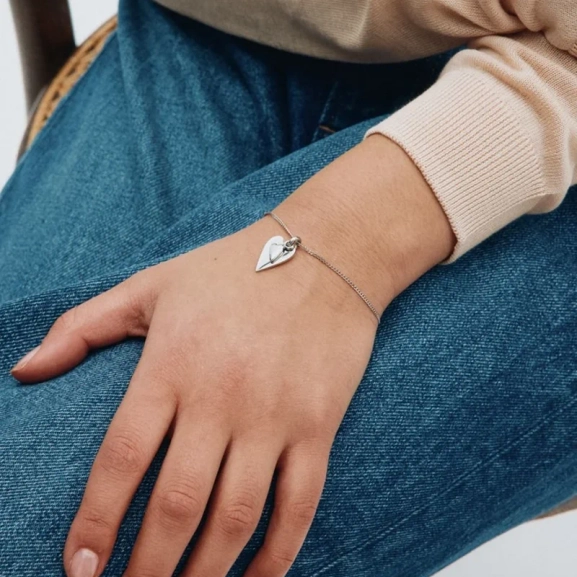 129940-edblad-heart-to-heart-bracelet-steel-2 10.07.04