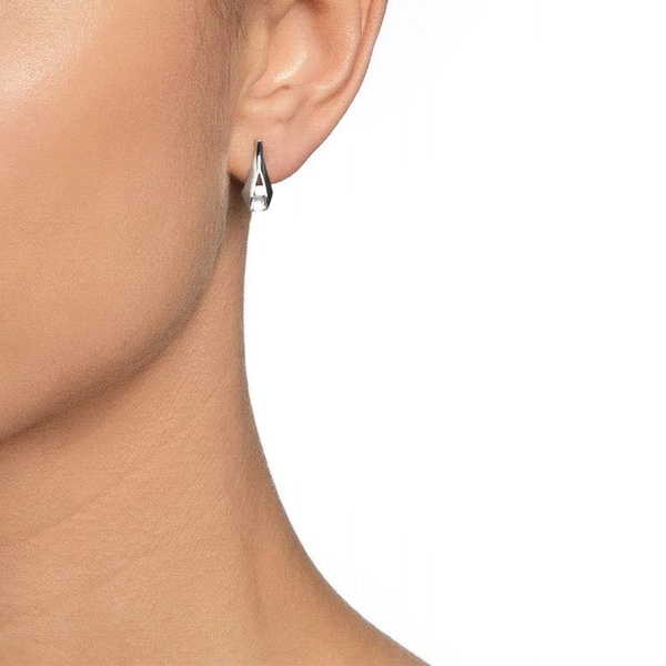 Folded Mini Ear - Efva Attling örhängen - Snabb frakt & paketinslagning - Nordicspectra.se