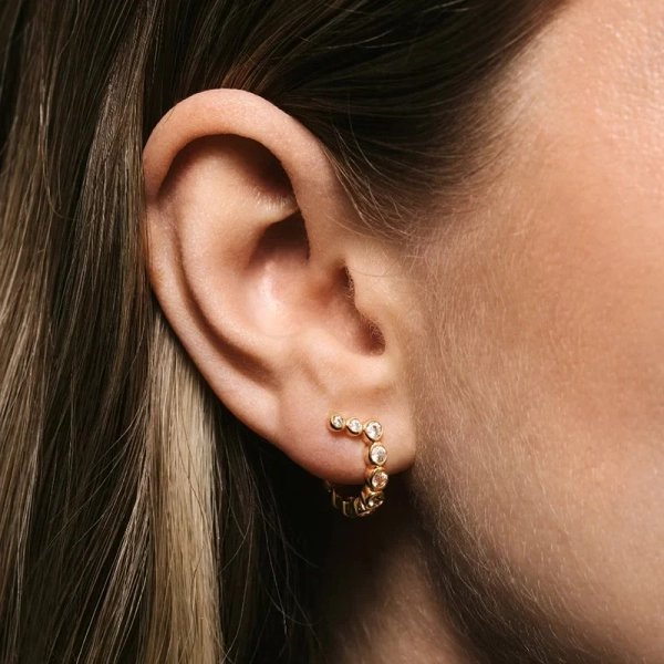 18K guldpläterade hoops med cubic zirconia