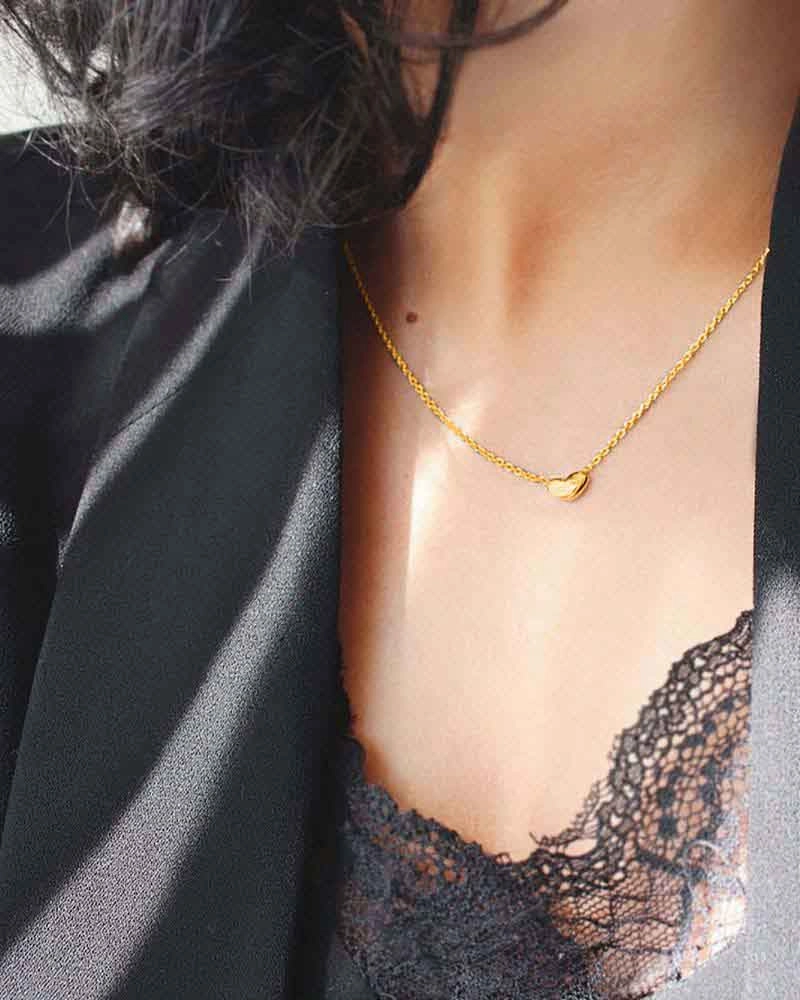 Loving Heart Medium Single Necklace Gold - Drakenberg Sjölin Halsband - Snabb frakt & paketinslagning - Nordicspectra.se