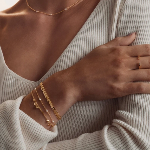 Layers Olivia Bracelet Gold - Syster P - Snabb leverans & Gratis paketinslagning - Nordic Spectra