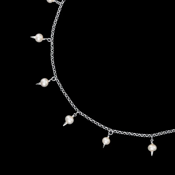 Pierced Pearl Necklace - Maria Nilsdotter - 1-2 dagars leverans - Nordic Spectra