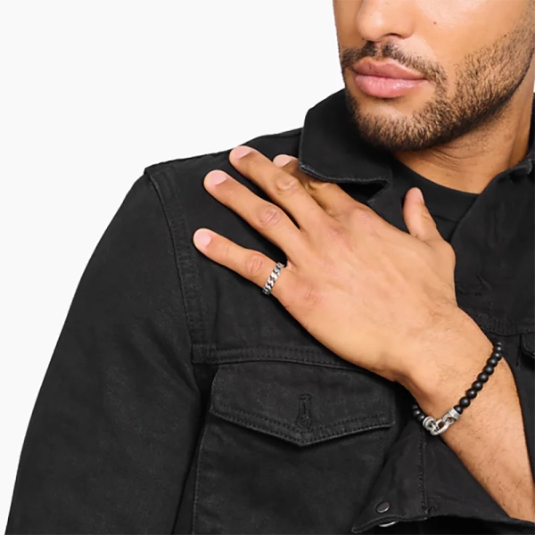 perfekt som partnerring för både honom och henne.