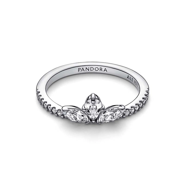 Sparkling Herbarium Cluster Ring - PANDORA - Snabb frakt & paketinslagning - Nordicspectra.se