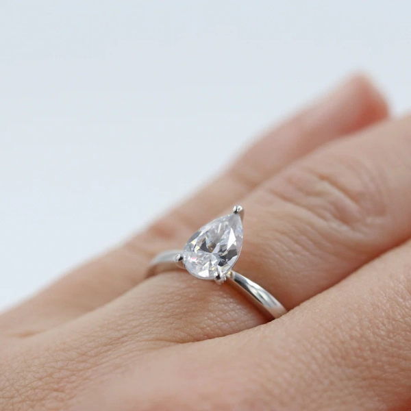 North039 Platina - Vigsel- & förlovningsringar - Schalins - Fri storleksändring* - Nordic Spectra