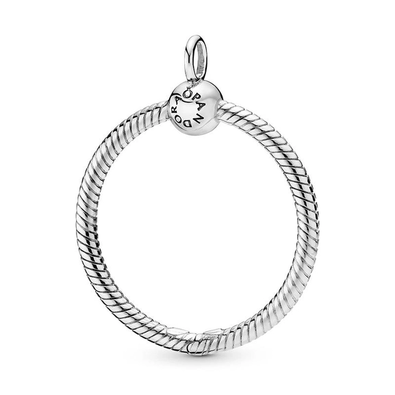 Pandora Moments Medium O Pendant - PANDORA - Suuri valikoima & ilmainen lahjapaketointi - Nordicspectra.fi