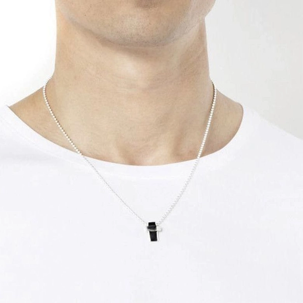 Little Cross Pendant - Efva Attling halsband - Snabb frakt & paketinslagning - Nordicspectra.se