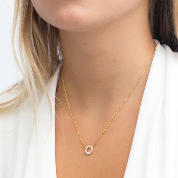 elegant 18K guldpläterat silver med gnistrande Cubic Zirconia