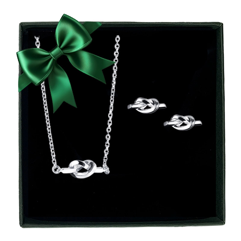 Efva Attling - Presentset Love Knot