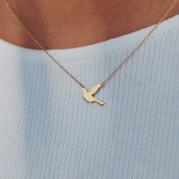 Dove Necklace Small Gold - Edblad - Snabb frakt & paketinslagning - Nordic Spectra