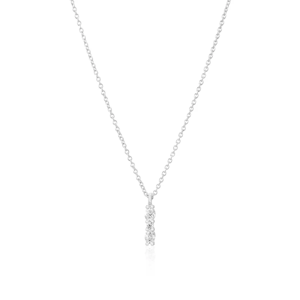 Ellera Ovale Piccolo Halsband i silver med glittrande cubic zirconia-sten från Sif Jakobs