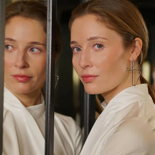 inspirerade av en skulptur i Washington. Perfekta för festliga tillfällen.