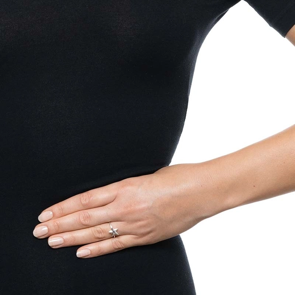 Catch A Falling Star Ring - Efva Attling - Suuri valikoima & ilmainen lahjapaketointi - Nordicspectra.fi