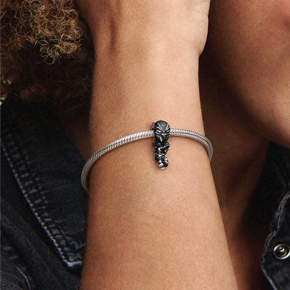 Marvel The Avengers Black Panther Charm von PANDORA, Schneller Versand - Nordicspectra.de
