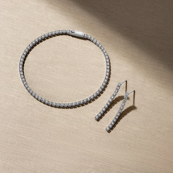 en tidlös och elegant accessoar från Sif Jakobs.