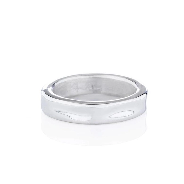 Moonwalk Ring - Efva Attling - Suuri valikoima & ilmainen lahjapaketointi - Nordicspectra.fi