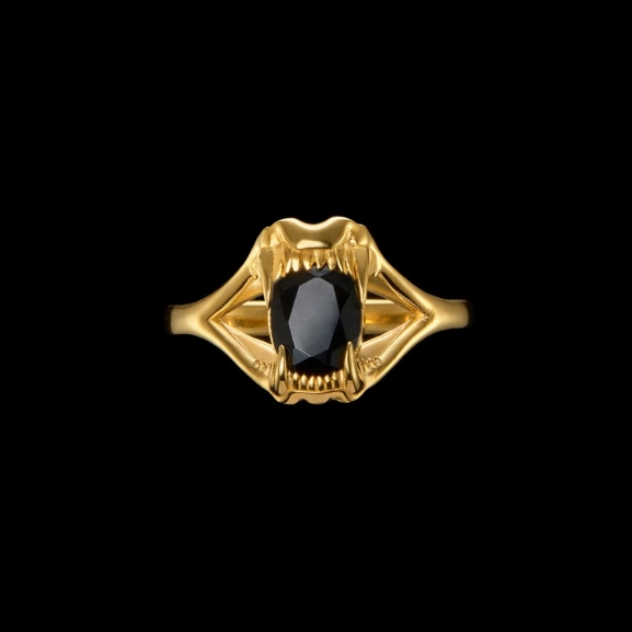Tiny Jaw Stone Ring Black Spinel Gold