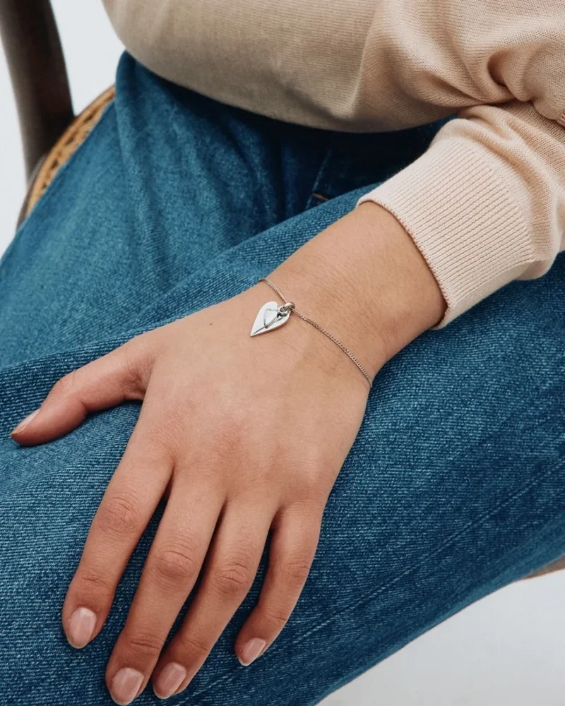 129940-edblad-heart-to-heart-bracelet-steel-2 10.07.04