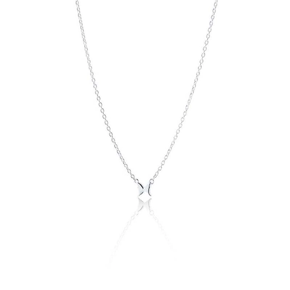 Petite Papillion Kort Halsband - Carolina Gynning Halsband - Snabb frakt & paketinslagning - Nordicspectra.se