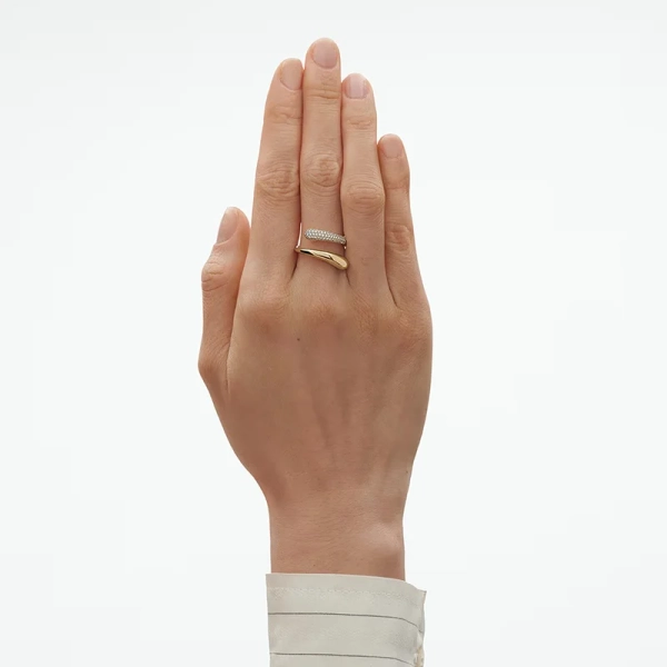 elegant design av Jacqulene Rabun för Georg Jensen.