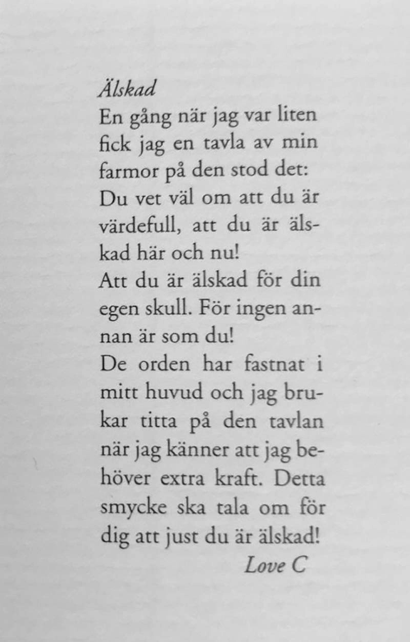 Älskad Sormus Kulta - Carolina Gynning - Suuri valikoima & ilmainen lahjapaketointi - Nordicspectra.fi